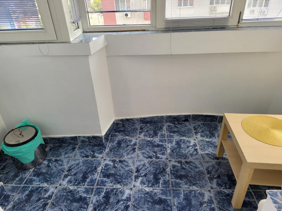 Quiet, Relaxing, Family Friendly Apartment Bucharest Luaran gambar
